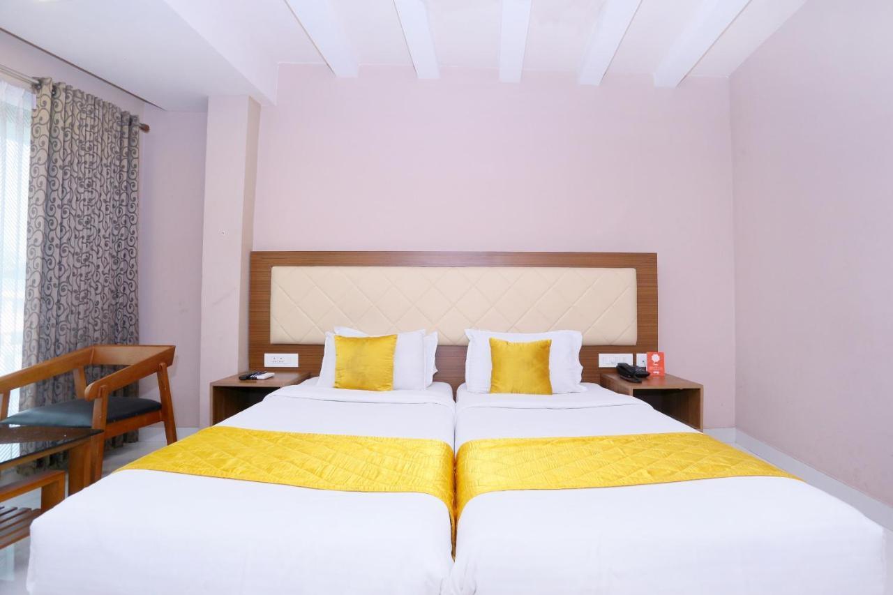 Oyo Flagship 25093 Hotel Thamam Kochi Eksteriør billede