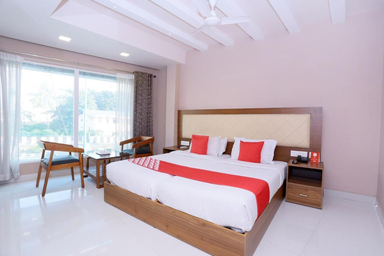 Oyo Flagship 25093 Hotel Thamam Kochi Eksteriør billede